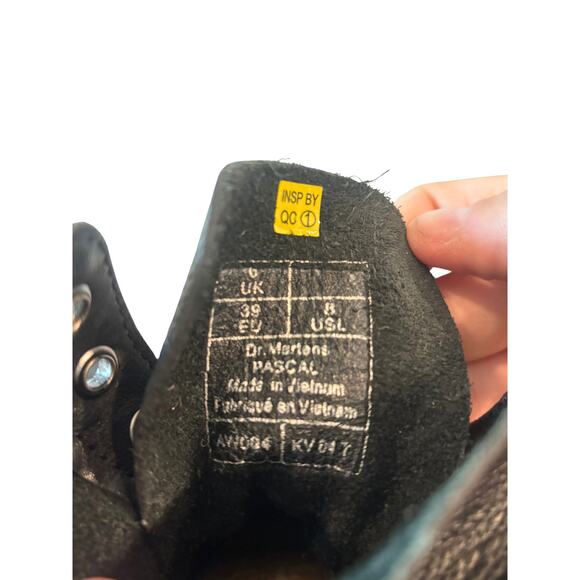 Dr. Martens Pascal Black Pebbled Leather Combat Boots – Women’s 8 / EU 39 - Picture 7 of 9